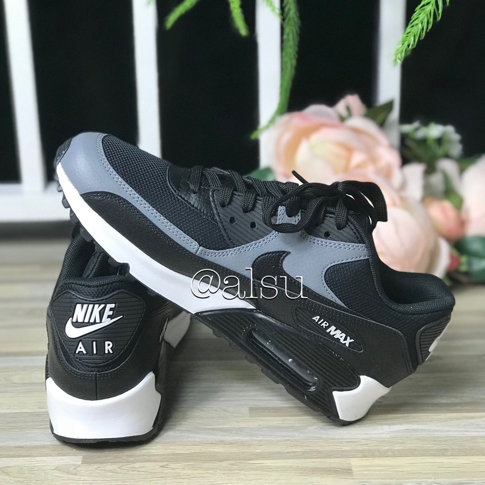 NWT Nike Air Max 90 Black WMNS - Picture 5 of 8